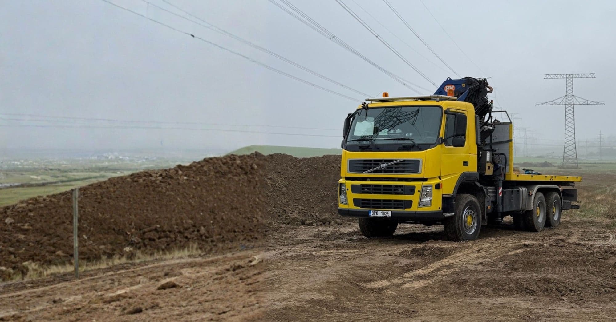 Lukas Solutions — MAN TGS s hydraulickou rukou při manipulaci s nákladem